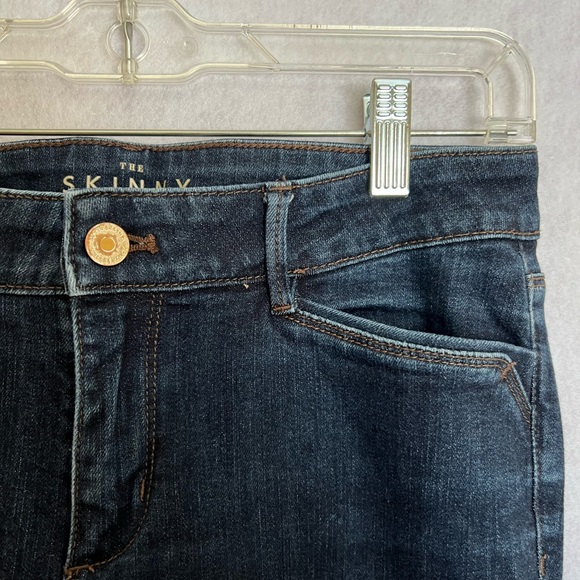 White House Black Market Skinny Flare size 6S - Picture 3 of 5